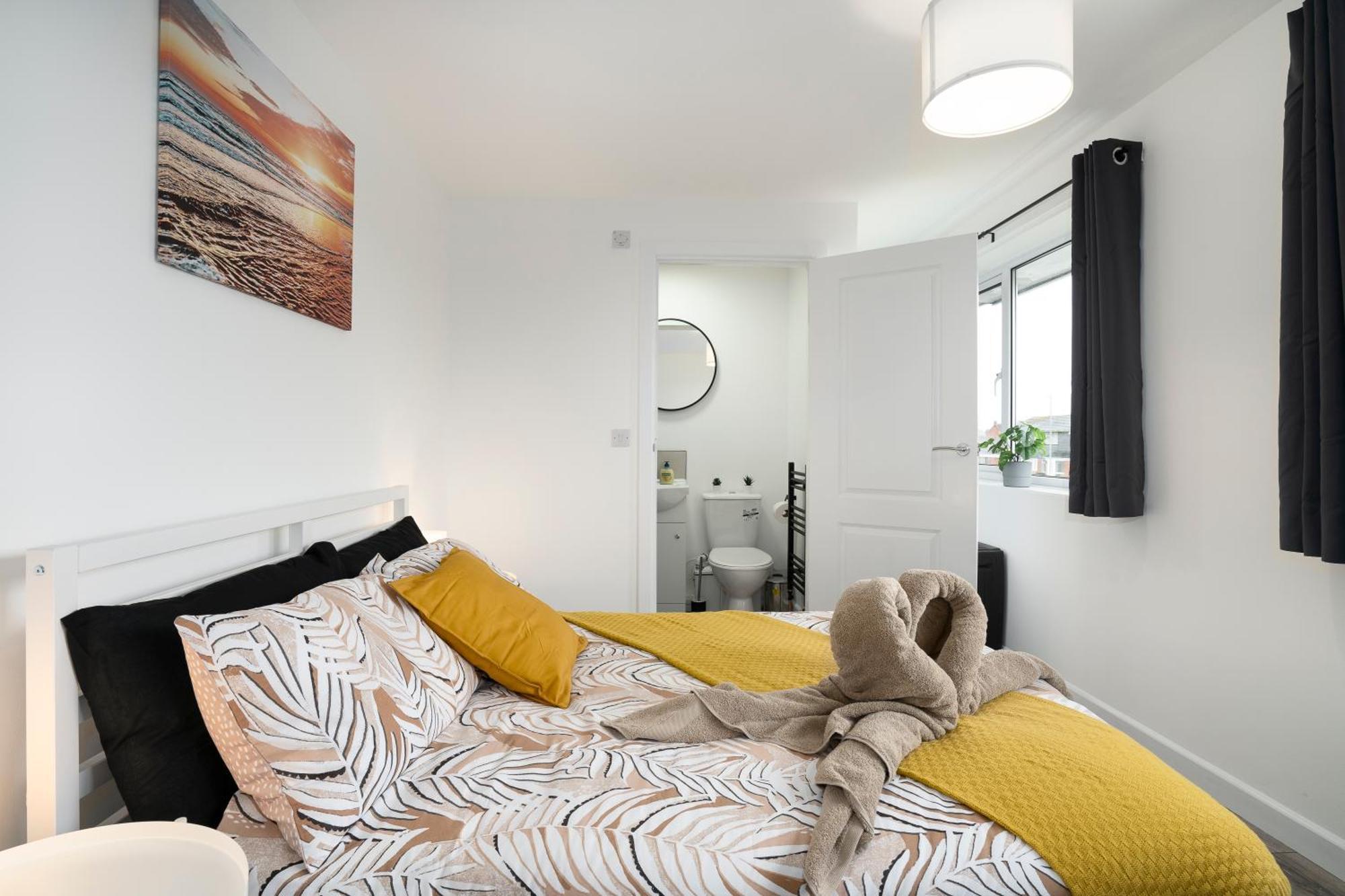 Modern 4 Bed House-Free Parking Διαμέρισμα Burton  Εξωτερικό φωτογραφία